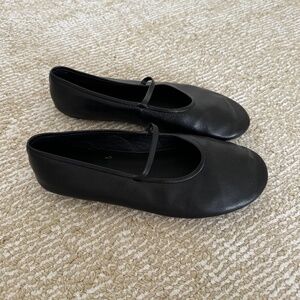 Jeffrey Campbell Mary Jane Black Flats Size 5.5